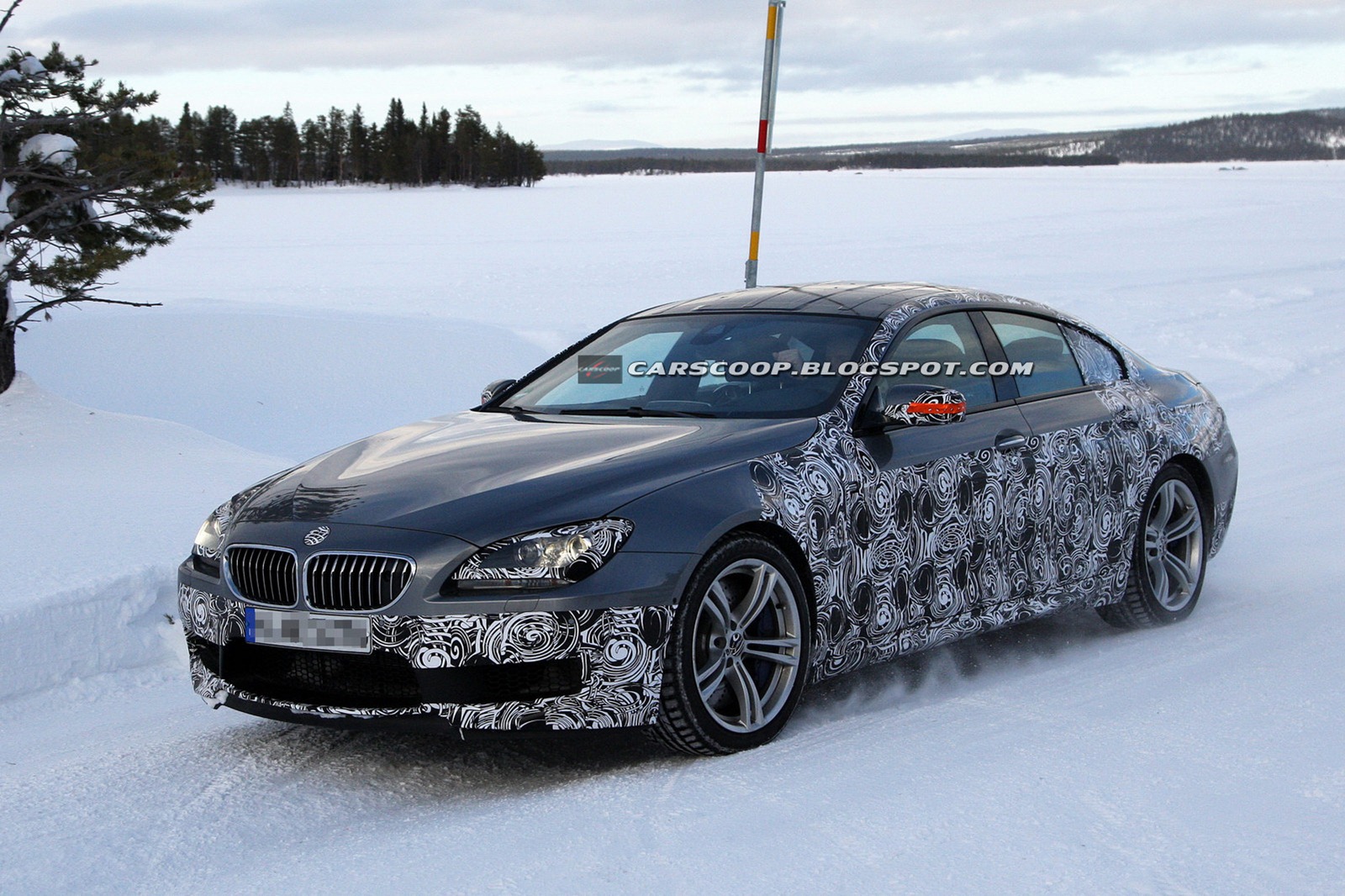 2013-BMW-M6-Gran-Coupe-3[3]