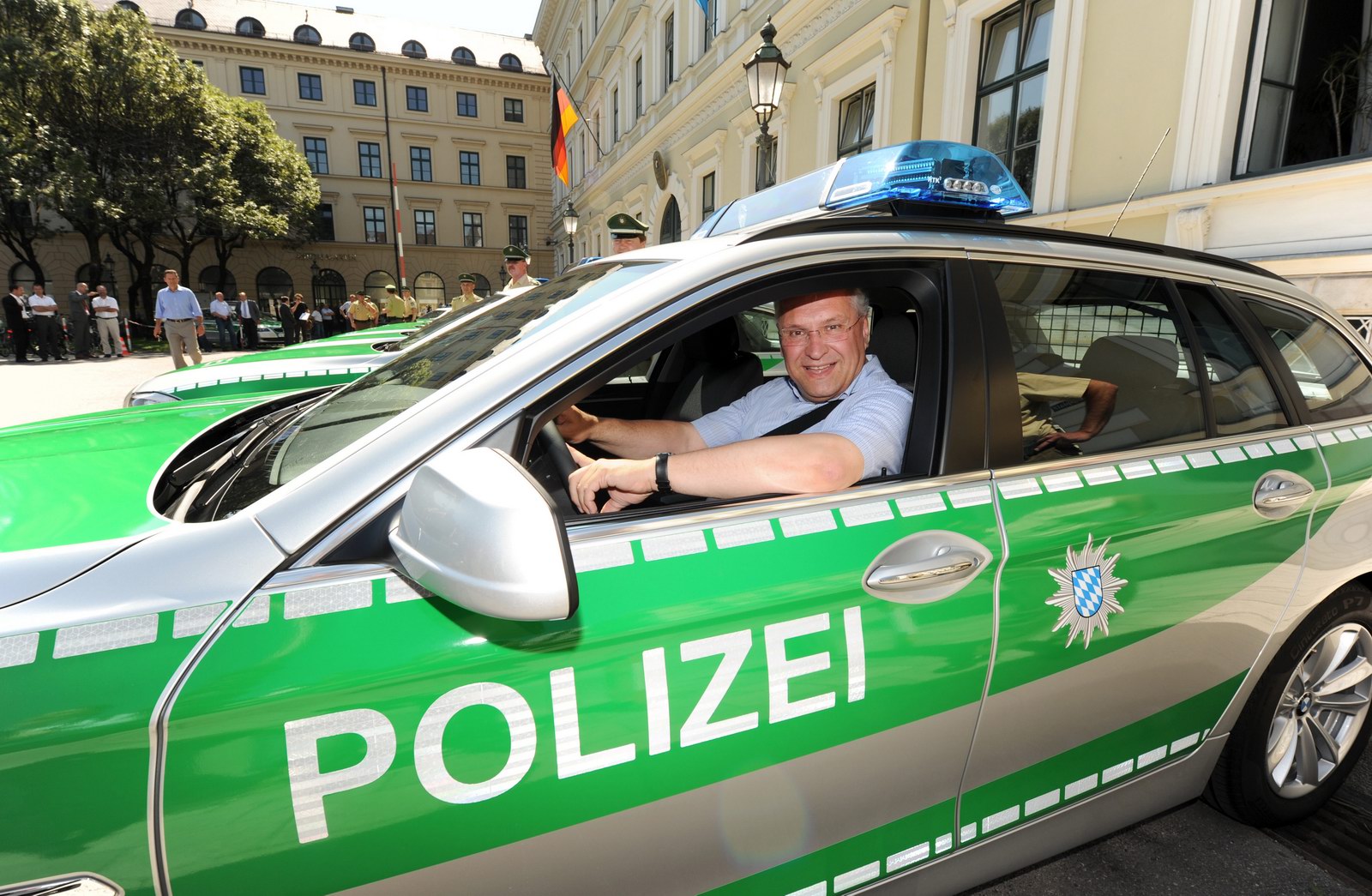 BMW-5-Touring-Police-2