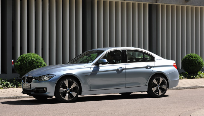 BMW ActiveHybrid 3 foto e video ufficiali