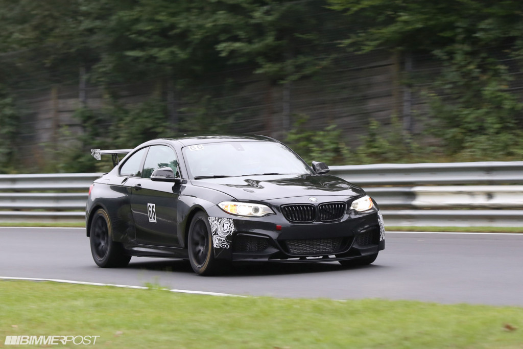 BMW M235i Racing