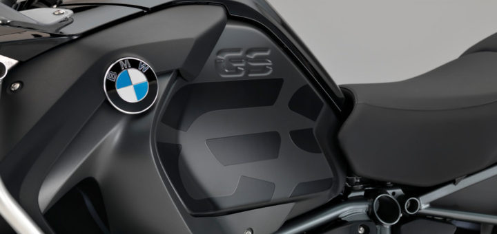 BMW R 1200 GS Adventure Triple Black - BMW Motorrad 2017