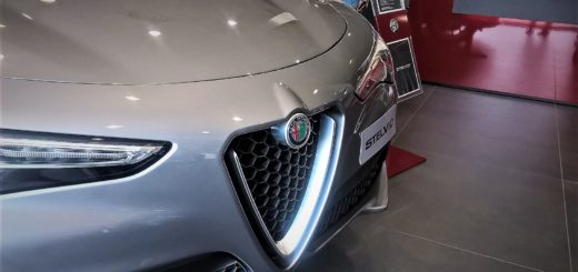 Alfa Romeo Stelvio Q4 2.0 TBi First Edition