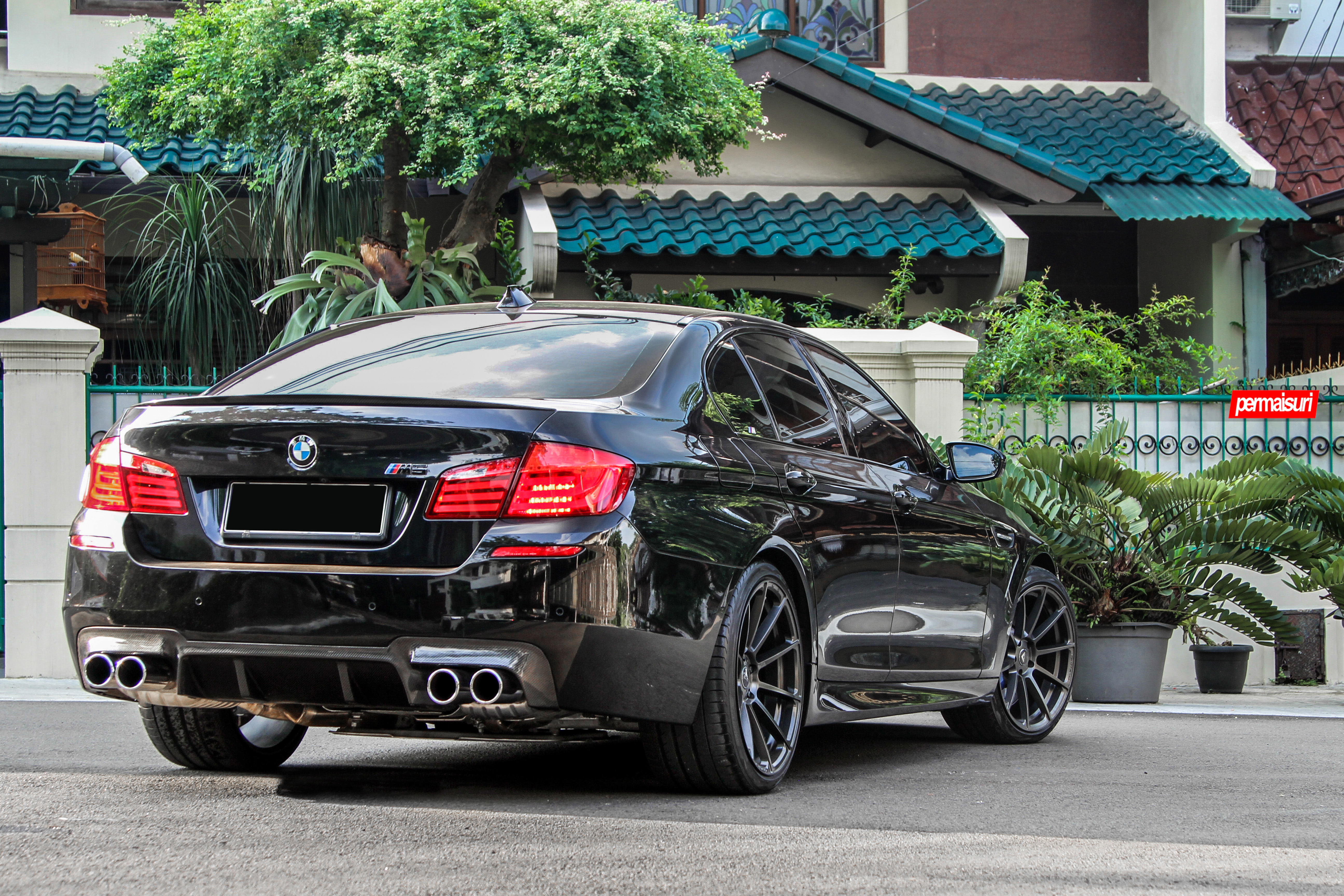 A x b c f 10. БМВ m5 f10. BMW m5 f10 Black. BMW m5 f10 2017. BMW m5 f10 черная.