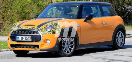 MINI Hatch LCI Spy