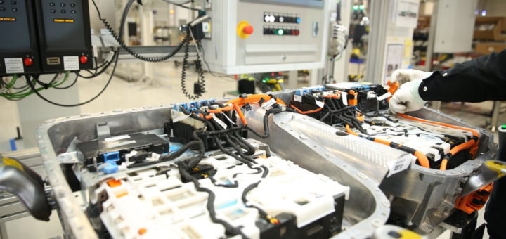 BMW Brilliance Automotive - High Voltage Battery Center