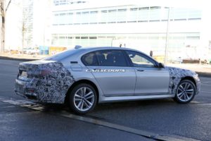 BMW Serie 7 Facelift 2019 Spy - G11 - G12 (7)