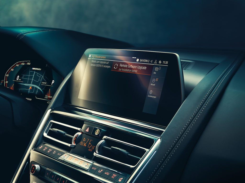 BMW Intelligent Personal Assistant - iDrive 7.0 Live Cockpit 2019 (2)