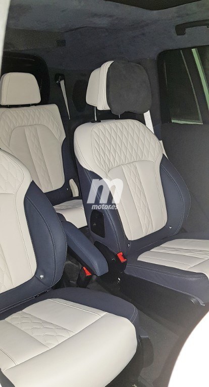 BMW X7 G07 Spy Interior 2019 (5)