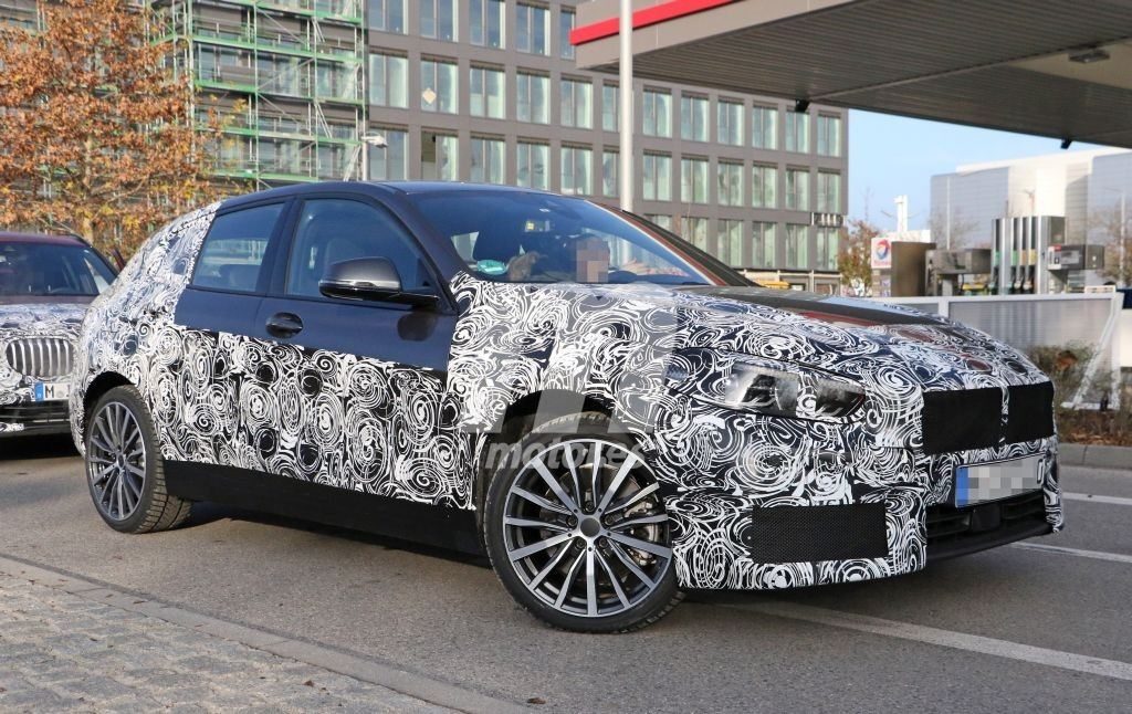 BMW Serie 1 2019 Spy F40 (9)
