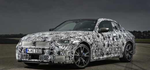 BMW Serie 2 Coupe' G42 Test Preview 2021