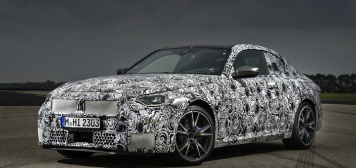 BMW Serie 2 Coupe' G42 Test Preview 2021