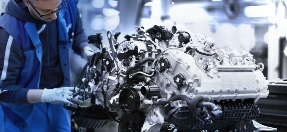 BMW-V8-Monaco-Plant